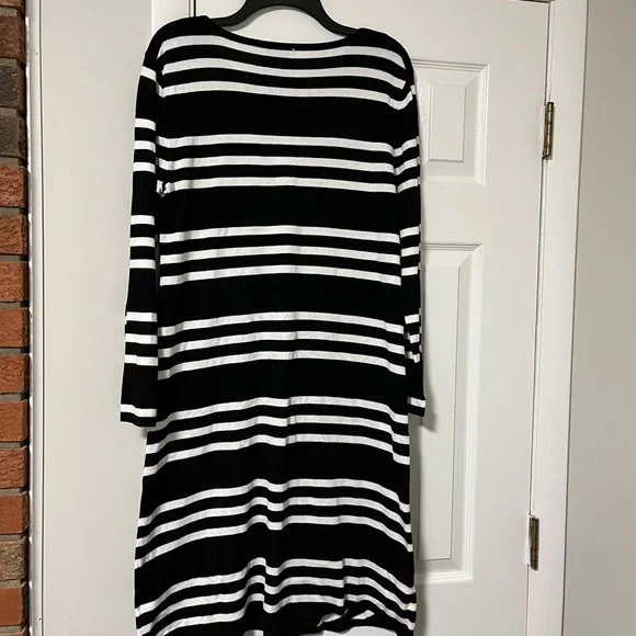 Neiman Marcus striped dress - Picture 4 of 4